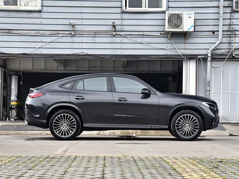 2025�� GLC 300 4MATIC ����SUV