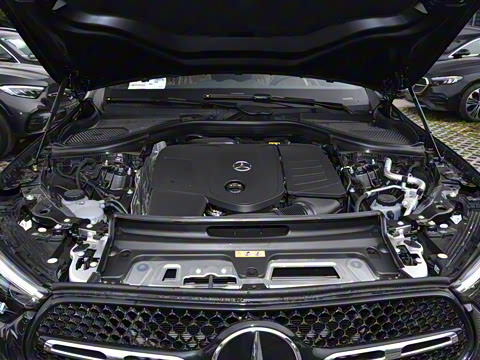 2025�� GLC 300 4MATIC ����SUV