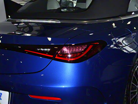 2025�� CLE 260 ������ܳ�