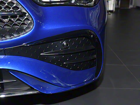 2025�� CLE 260 ������ܳ�