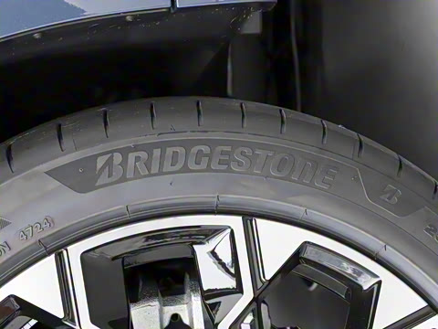 2025�� xDrive30L ������ M�˶���װ