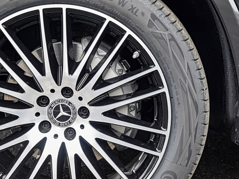 2025�� �Ŀ� GLC 300 L 4MATIC ������ 5��