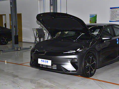 2025�� 230UltraǬ���Ǽ�ADS SE���̰�