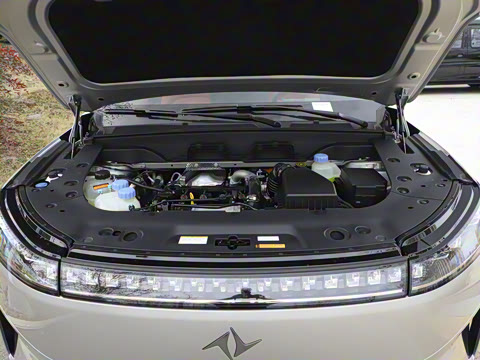 2025�� 210Max���Ȱ� 6��