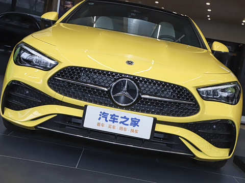 2025�� CLE 300 4MATIC �����ͽ��ܳ�