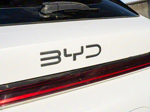 2025�� EV �Ǽݰ� 605km �콢��