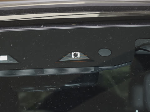 2025�� 130 3.0T P400 Զ���ر��