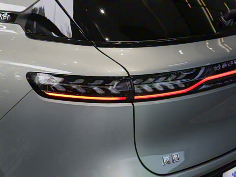 2025�� 318 259km ����̽����