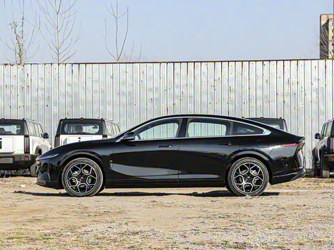 2025�� �������̰� 230�����