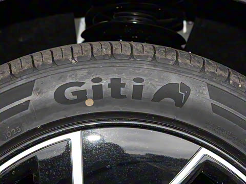 2025�� 560PRO 185kW