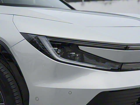 2025�� ����������Max