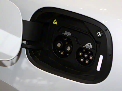 2025�� ��װ��