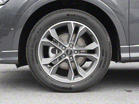 2025�� quattro 45�����ذ� 40TFSI ʱ�ж�����