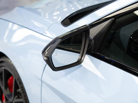 2023�� 2.0T Sport Package Edition