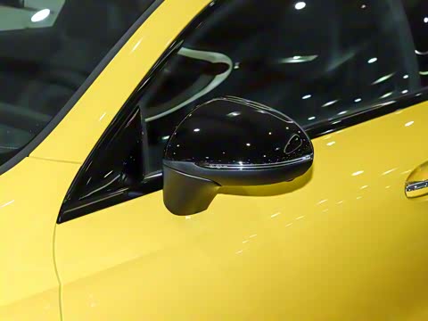 2025�� CLE 260 ���ܳ�