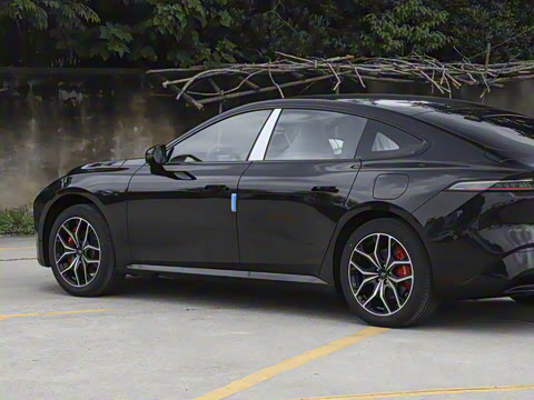 2025�� ���� 550Pro�캽��