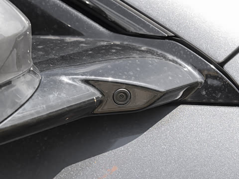 2025�� �Ŀ� Ultra���̰�