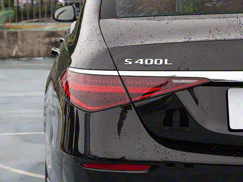 2025�� S 400 L ������