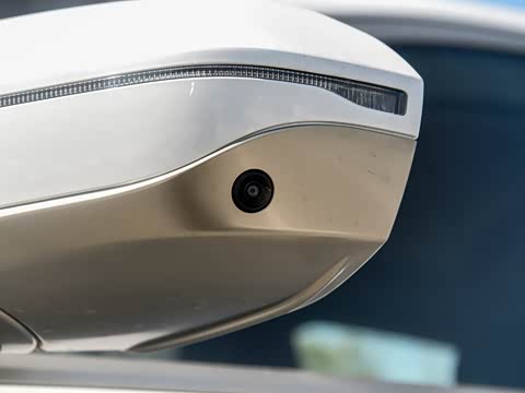 2025�� 530Li ������ ������װ