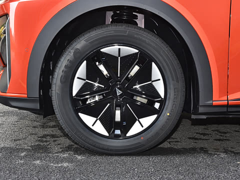 2025�� 215Max �����Ǽ�AD PRO���̰�