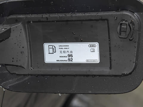 2025�� quattro 45�����ذ� 35TFSI ʱ�ж�����