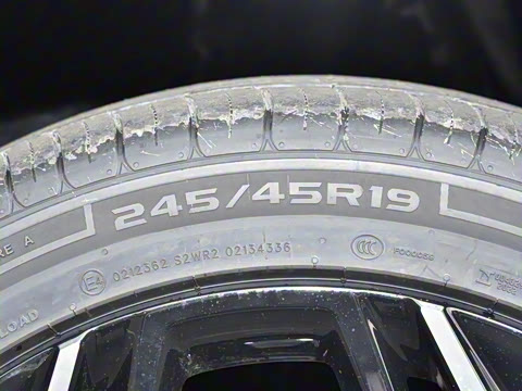 2025�� 230UltraǬ���Ǽ�ADS SE���̰�