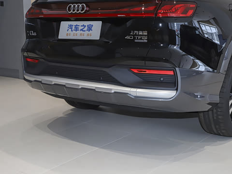 2025�� 40 TFSI quattro ����� ������װ 7��