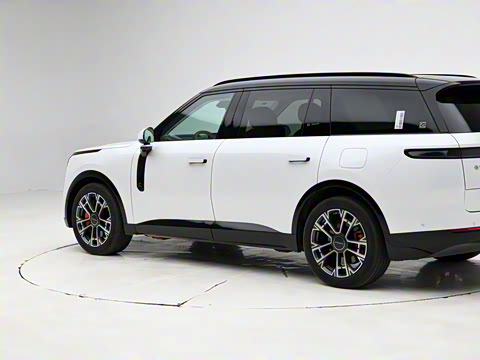 2025�� 2.0T Ultra