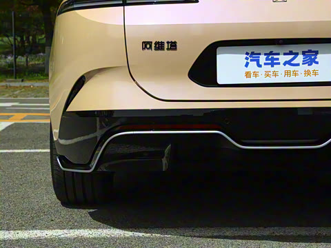 2024�� 650 ����������GT��