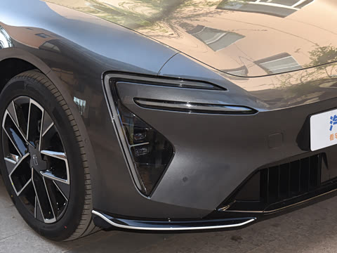 2025�� Pro�����