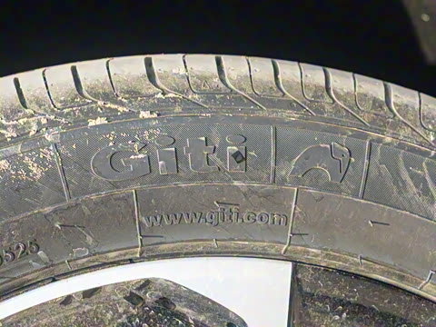 2025�� EV �Ǽݰ� 520km ������