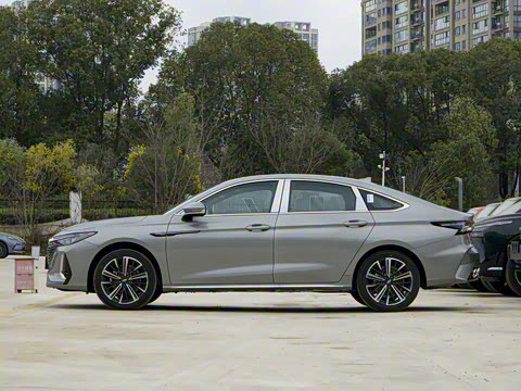 2025�� 1.6T DCT�