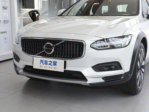 2025�� Cross Country B5 AWD �����