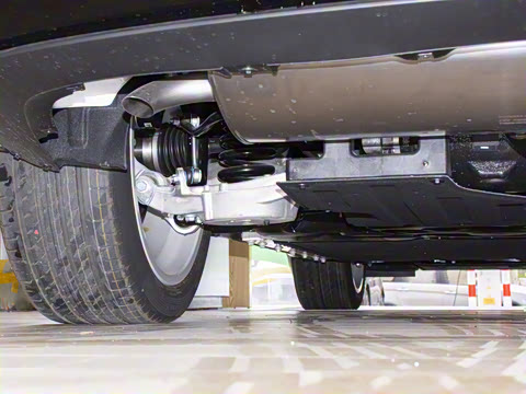 2025�� 210Ultra���Ȱ� 6��