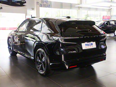 2025�� ����������Plus