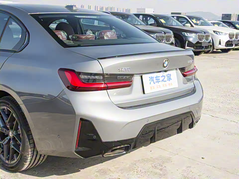 2025�� 330i M�˶���ҹ��װ