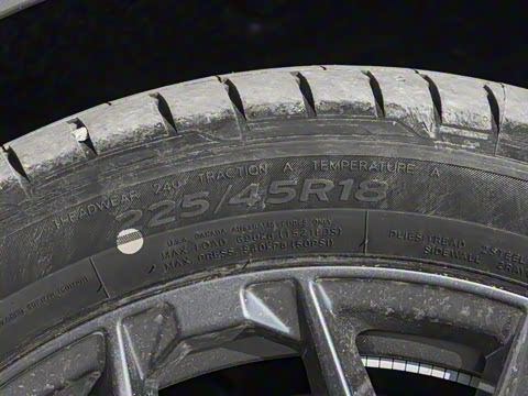 2025�� 330i M�˶���ҹ��װ