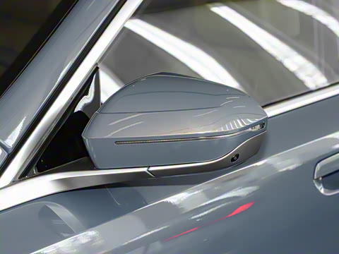 2025�� 530Li xDrive M�˶���װ