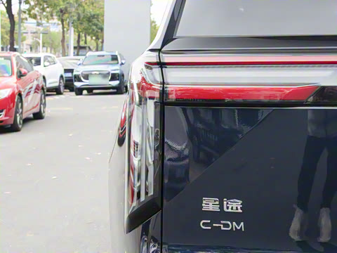 2025�� 180 ��������Ultra���� 7��