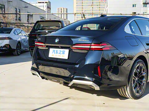 2025�� 530Li ������ M�˶���װ