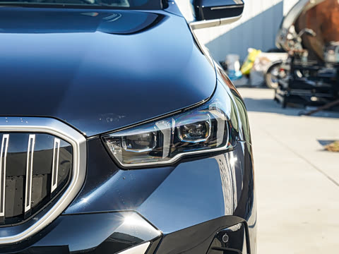 2025�� 530Li ������ M�˶���װ