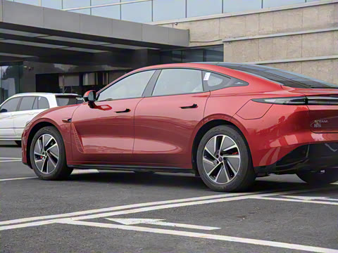 2025�� ���� Max ����������ʻ