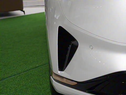 2025�� 210Ultra���Ȱ� 5��