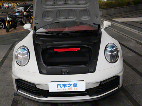 2025�� Carrera 3.0T