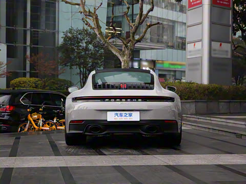 2025�� Carrera 3.0T