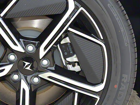 2025�� ���� 550AirѲ����