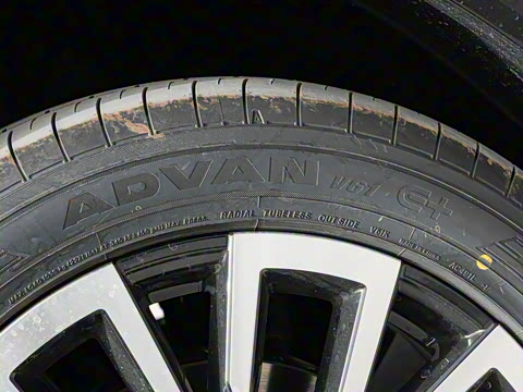 2025�� 205km Max��