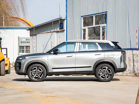 2025�� ���ܰ� 1.6T ��+������