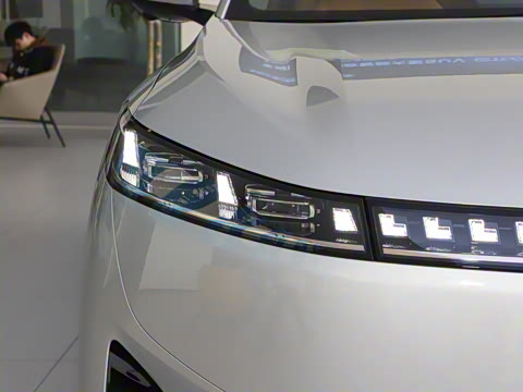 2025�� 636Max���Ȱ� 5��