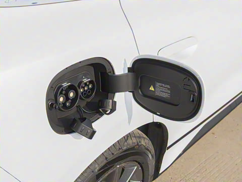 2025�� EV 470KM������